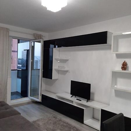 Luxury Daniel Apartament Residence Militari Roşu Exterior foto