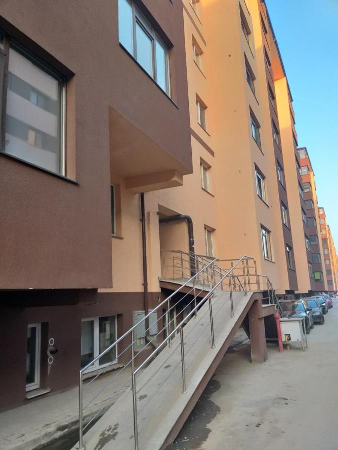 Luxury Daniel Apartament Residence Militari Roşu Exterior foto